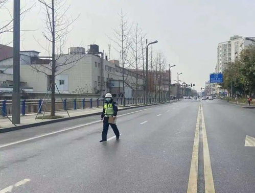 全面攻堅城市管理和城鄉環境綜合治理，我們在行動